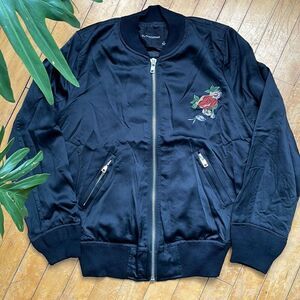 Olivaceous black floral embroidered bomber jacket women’s small
